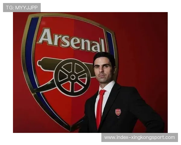 英超阿森纳门前冷静把握,三分稳稳收入囊中